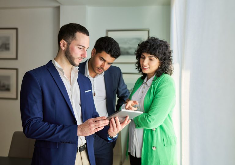 What City Has the Most Luxury Homes Near Los Angeles? p2