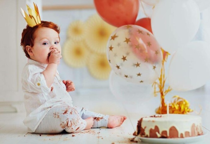 Sweet Birthday Wishes for a Small Baby